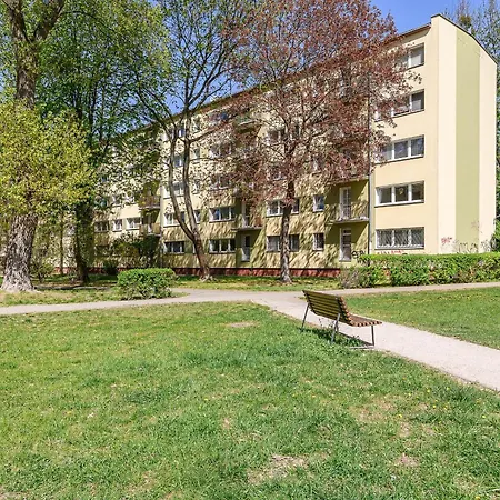 Lumina I 2br Near The Large Park Of Szymanskiego * Warschau